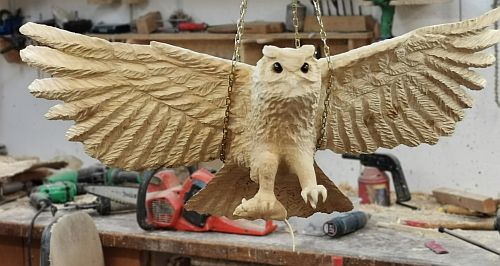 flugeule fliegende eule landende eule landing owl  eule holz motorsge kettensge schnitzen kettesgenkunst motorsgenkunst 